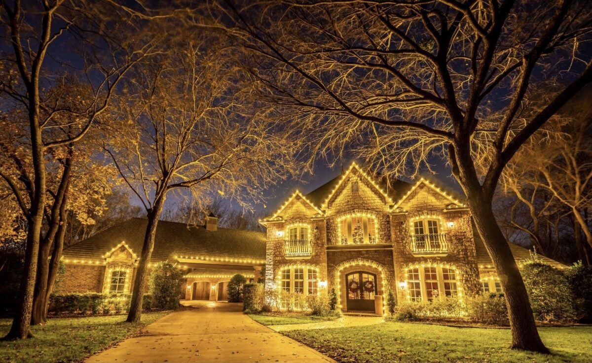 Christmas & Holiday Lights Installation in Champlin, MN